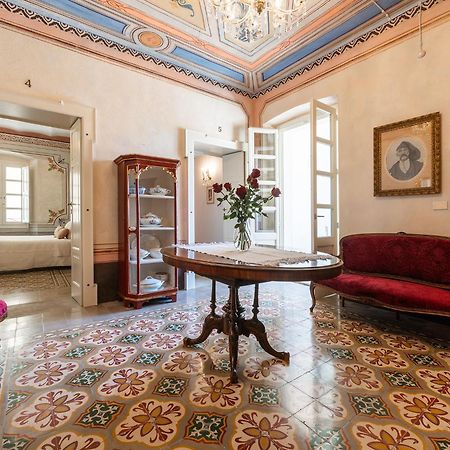 Palazzo Cherchi ドルガーリ エクステリア 写真