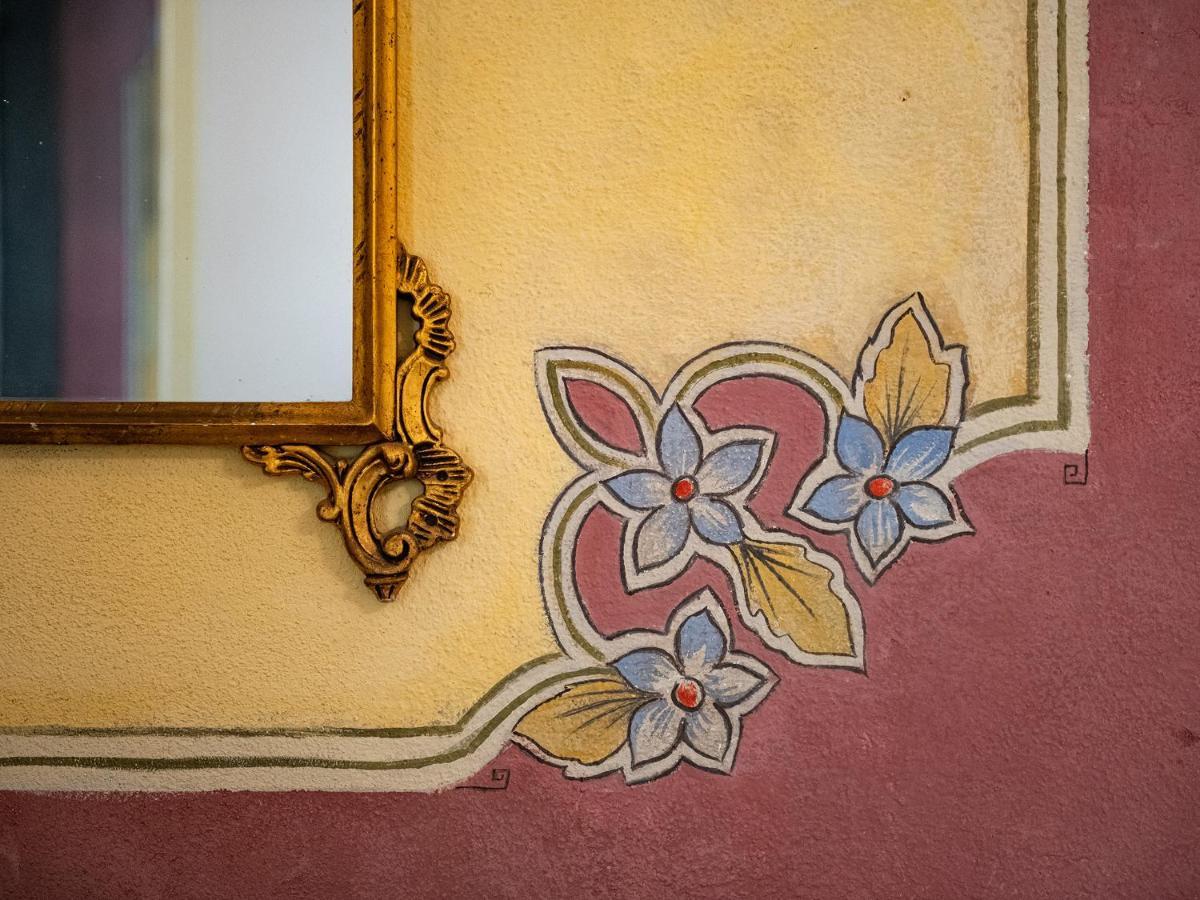 Palazzo Cherchi ドルガーリ エクステリア 写真