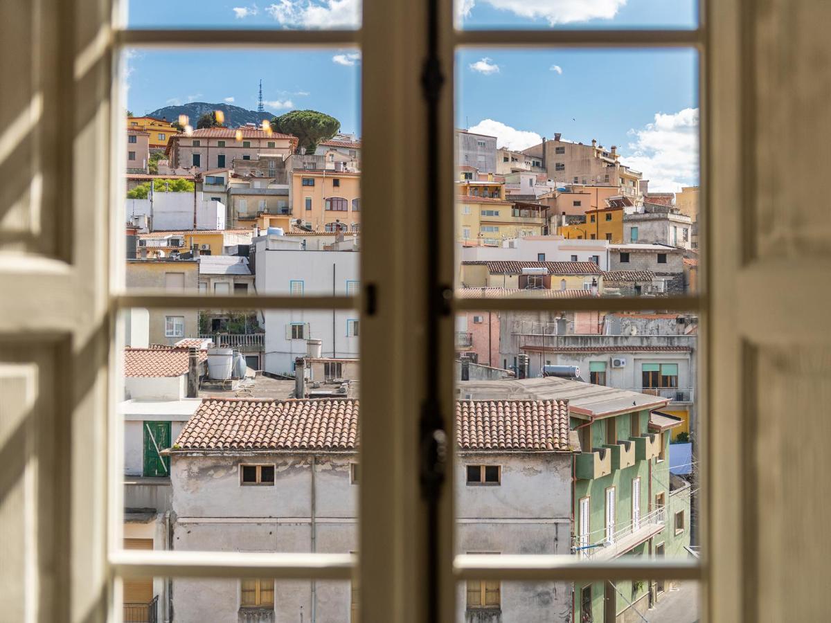 Palazzo Cherchi ドルガーリ エクステリア 写真